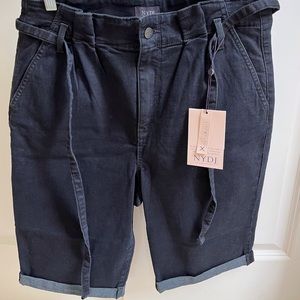 NWT NYDJ Paperbag waist Bermuda short